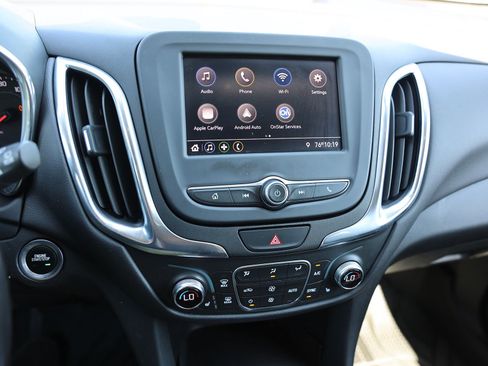 Used 2020 Chevrolet Equinox LT AWD/4WD image 24