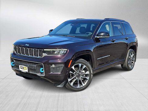 Used 2022 Jeep Grand Cherokee Overland w/ MOPAR Finishing Package image 1