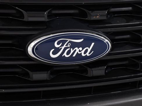 Used 2017 Ford Explorer Sport w/ Equipment Group 401A AWD/4WD image 22