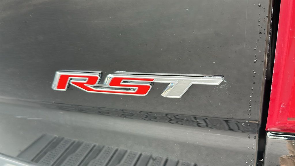 Used 2024 Chevrolet Silverado 1500 RST AWD/4WD image 12