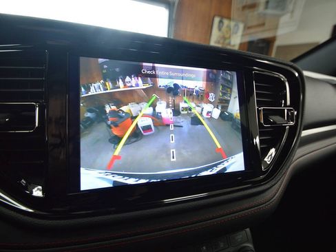Used 2025 Dodge Durango GT AWD/4WD image 40