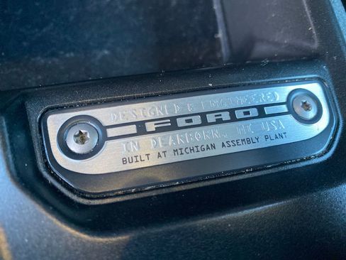 Used 2021 Ford Bronco Badlands image 42