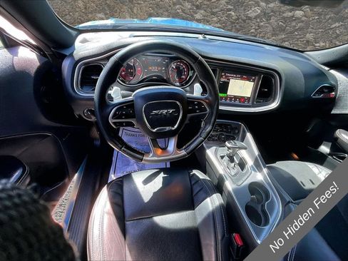 Used 2018 Dodge Challenger SRT Hellcat RWD image 5