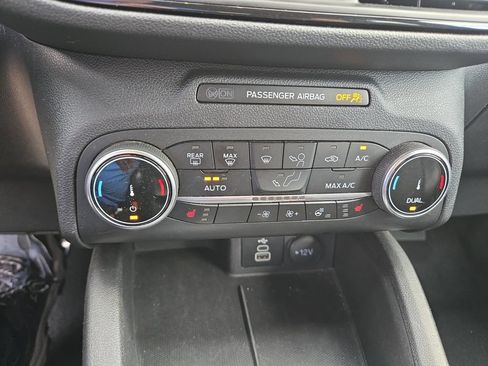 Used 2024 Ford Escape ST-Line AWD/4WD image 25