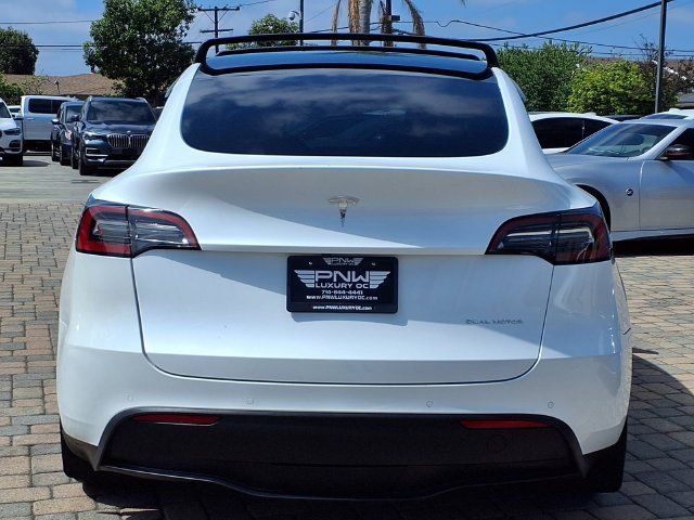 Used 2021 Tesla Model Y Long Range AWD/4WD image 5