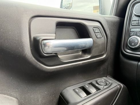 Used 2023 GMC Sierra 1500 Pro w/ Pro Value Package AWD/4WD image 12