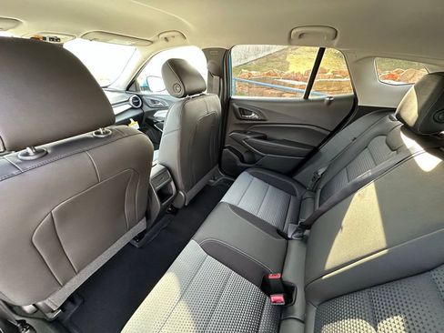 New 2026 Chevrolet Trax LT FWD image 32