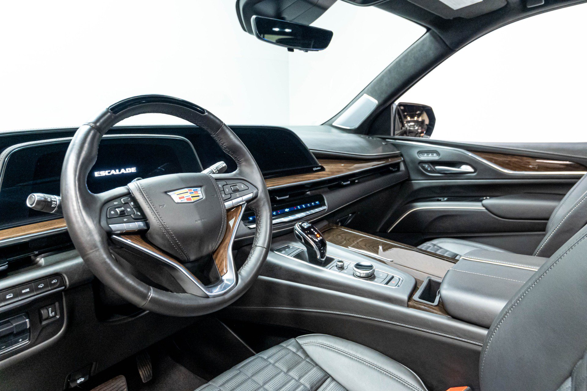 Used 2024 Cadillac Escalade Sport Platinum AWD/4WD image 9