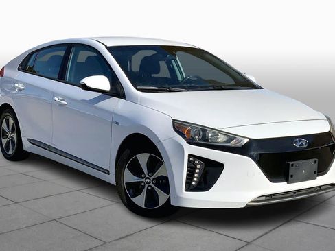 Used 2018 Hyundai Ioniq Electric image 2