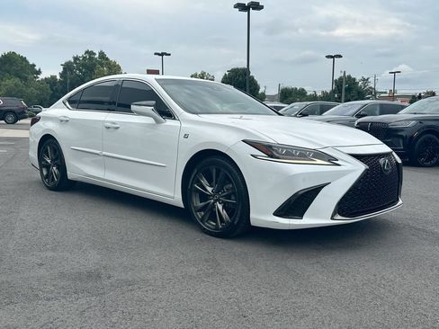 Used 2019 Lexus ES 350 F Sport w/ Accessory Package FWD image 2