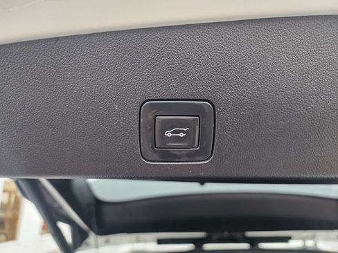 Used 2020 Buick Encore GX Select w/ Advanced Technology Package image 12