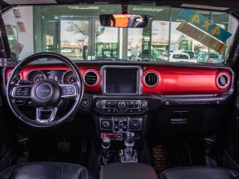 Used 2018 Jeep Wrangler Unlimited Rubicon image 15