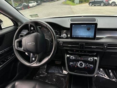 Used 2021 Lincoln Corsair FWD image 18