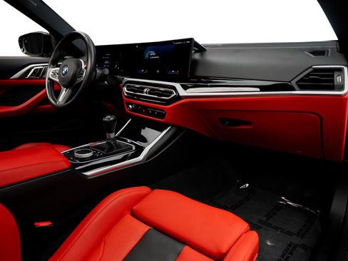 Used 2024 BMW M4 Coupe w/ Executive Package RWD image 57