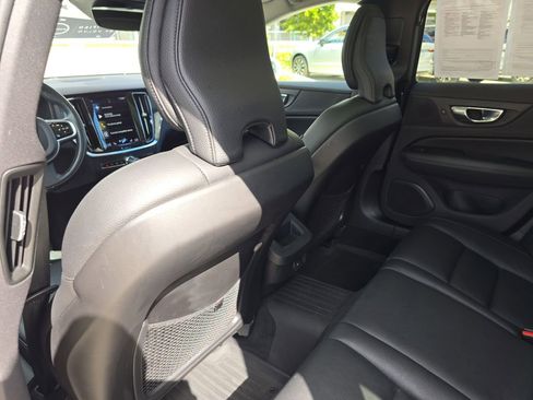 Certified 2022 Volvo V60 T5 Cross Country w/ Climate Package image 18
