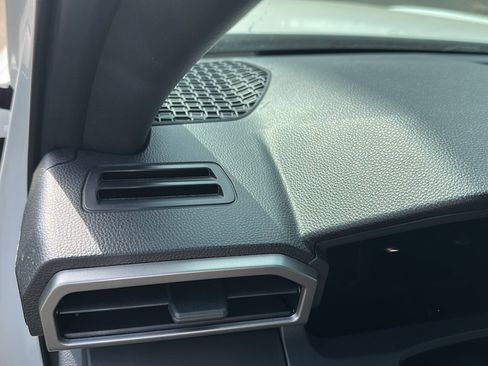 Used 2024 Toyota Tacoma SR image 33