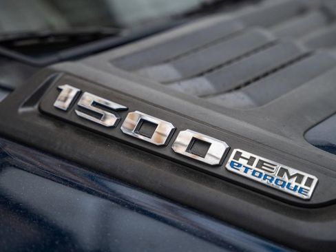 Used 2021 RAM 1500 Laramie w/ Sport Appearance Package image 18