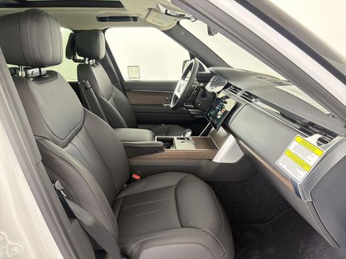 New 2026 Land Rover Range Rover SE image 31