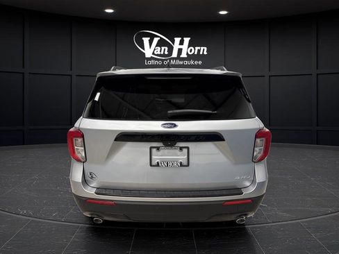 Used 2023 Ford Explorer ST-Line AWD/4WD image 14
