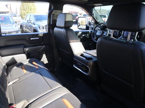 Used 2020 GMC Sierra 2500 AT4 w/ Technology Package image 36