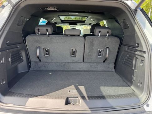 New 2026 Chevrolet Traverse LT w/ Enhanced Driving Package image 12