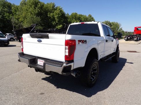 Used 2022 Ford F250 XLT w/ FX4 Off-Road Package AWD/4WD image 7