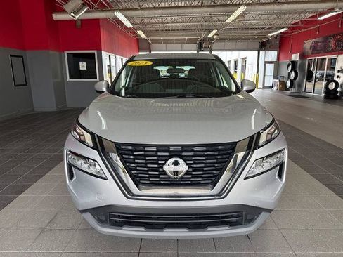 Certified 2023 Nissan Rogue SV FWD image 11