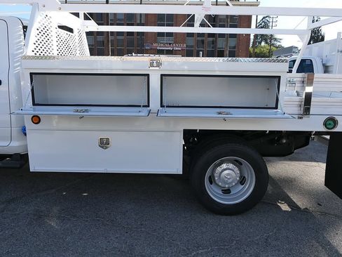 New 2026 RAM 4500 Tradesman w/ Chrome Appearance Group AWD/4WD image 7