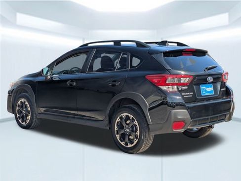 Used 2023 Subaru Crosstrek 2.0i Premium image 4