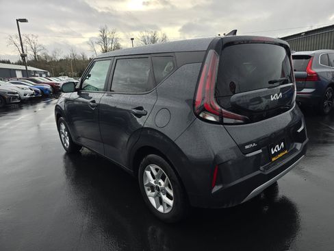 Used 2024 Kia Soul LX w/ Option Group 015 image 5