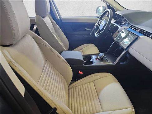Used 2025 Land Rover Discovery Sport S image 11