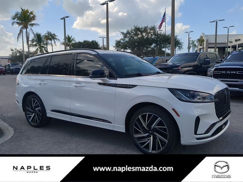 Used 2025 Lincoln Aviator Black Label w/ Jet Appearance Package image 1