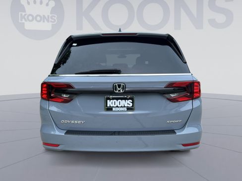 Used 2024 Honda Odyssey Sport image 15