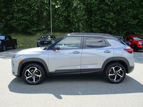 Certified 2023 Chevrolet TrailBlazer RS w/ Convenience Package AWD/4WD image 8