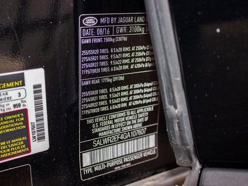 Used 2016 Land Rover Range Rover Sport Supercharged image 36