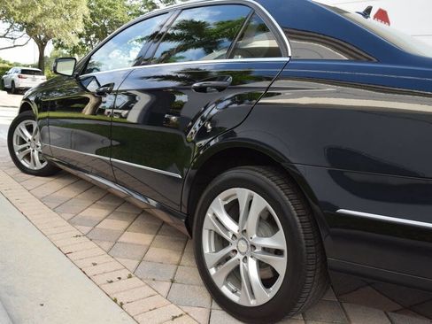 Used 2011 Mercedes-Benz E 350 4MATIC Sedan image 26