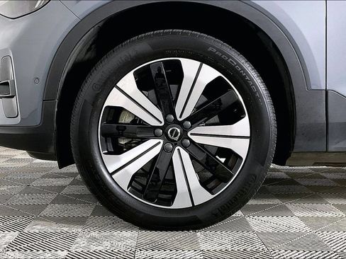 Used 2023 Volvo XC40 Recharge Plus w/ Protection Package Premier AWD/4WD image 8