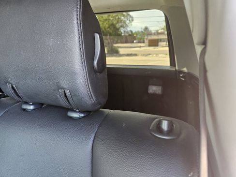 Used 2019 Toyota 4Runner TRD Off-Road AWD/4WD image 32