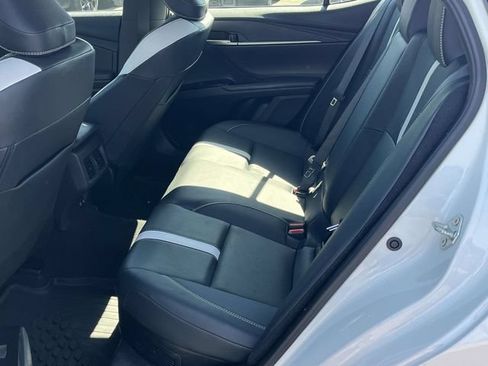 Used 2025 Toyota Camry SE FWD image 15