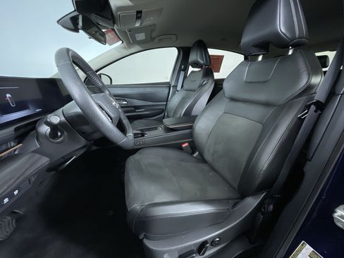 Certified 2024 Nissan Ariya AWD image 15