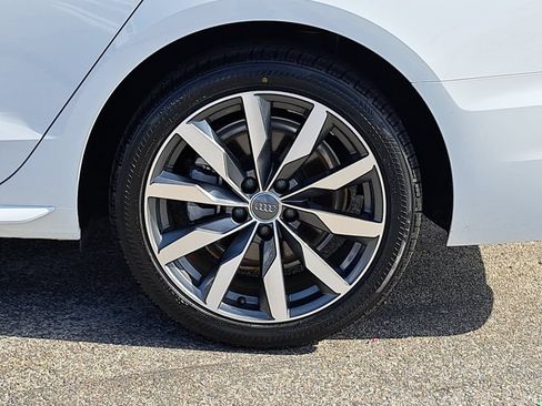 Used 2020 Audi A4 2.0T Premium Plus w/ Premium Plus Package FWD image 35