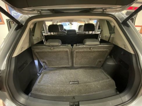 Used 2022 Volkswagen Tiguan SE image 21