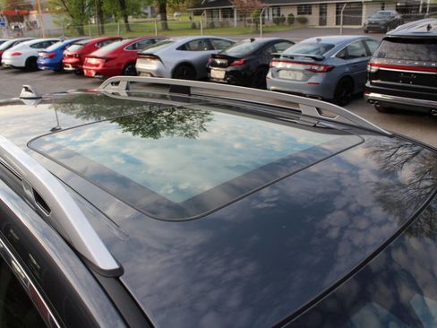 Used 2023 Subaru Forester Touring AWD/4WD image 6