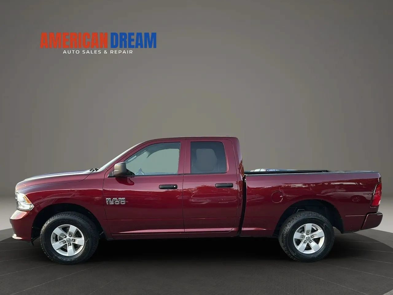 Used 2017 RAM 1500 Express AWD/4WD image 2