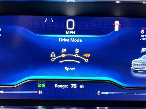 Used 2024 Chevrolet Tahoe LT w/ Luxury Package image 23