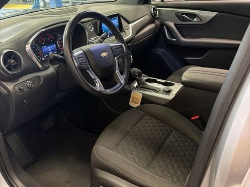 Used 2019 Chevrolet Blazer LT AWD/4WD image 2