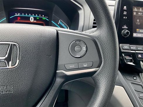 Used 2018 Honda Odyssey EX image 19