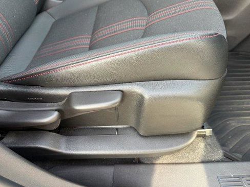 Used 2024 Chevrolet Equinox RS image 13