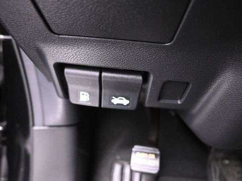 Used 2022 Nissan Murano SV FWD image 24