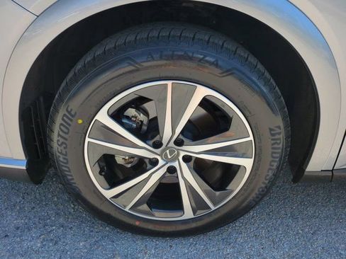 Used 2024 Lexus RX 350 Premium w/ Accessory Package (Z1) image 11